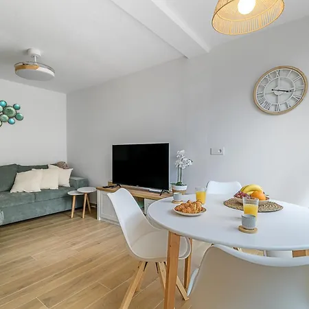 Home2book Stylish Duplex Pool & Terrace Apartman *